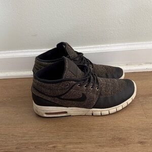 Nike Air Stefan Janoski Mens Sneakers